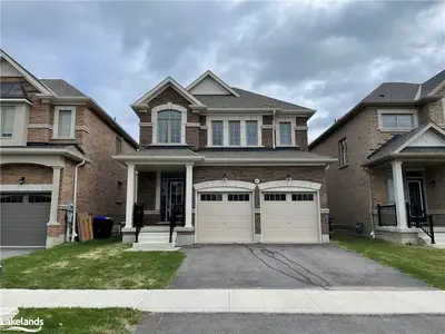 41 PORTLAND Street, Collingwood, ON L9Y 3Y8