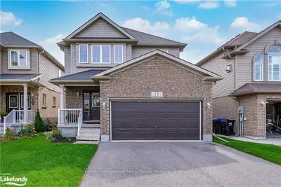 12 SHERWOOD Street, Collingwood, ON L9Y 5L1