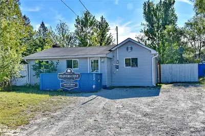 23 DUNKERRON Avenue, Wasaga Beach, ON L9Z 2H4