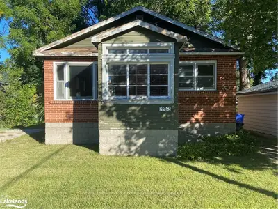 392 HANNAH Street, Midland, ON L4R 2G3