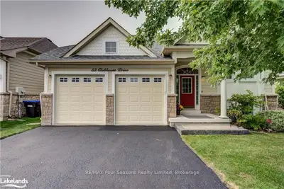52 Clubhouse Drive, Collingwood, ON L9Y 4Z5
