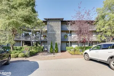 633 Johnston Park Avenue, Collingwood, On L9y 5c7
