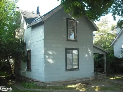 69 ALBERT Street S, Orillia, ON L3V 5K8