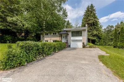 194 NORTH Street E, Orillia, ON L3V 2G3