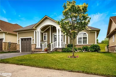 14 CLUBHOUSE Drive, Collingwood, ON L9Y 4Z6