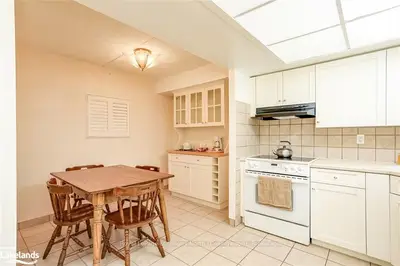 172 EIGHTH Street 303, Collingwood, ON L9Y 4T2