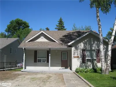 19 47TH Street S, Wasaga Beach, ON L9Z 1Y6