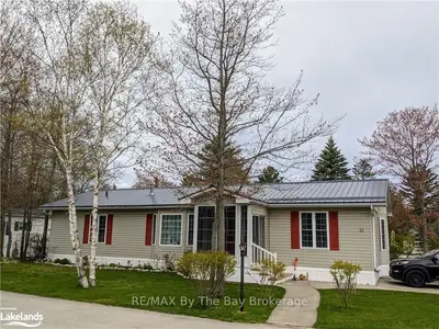 51 TOPAZ Street, Wasaga Beach, ON L9Z 1X7