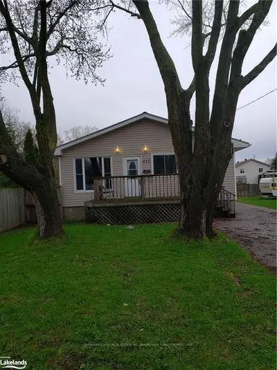 413 HIGH Street, Orillia, ON L3V 4X6