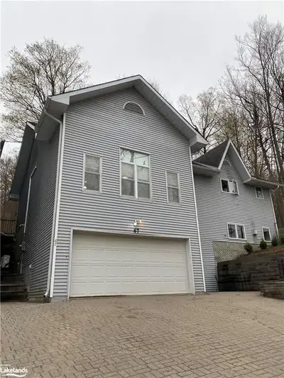 67 CHURCH Street, Penetanguishene, ON L9M 1B3