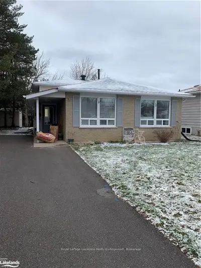2 RHONDA Road, Collingwood, ON L9Y 4G4