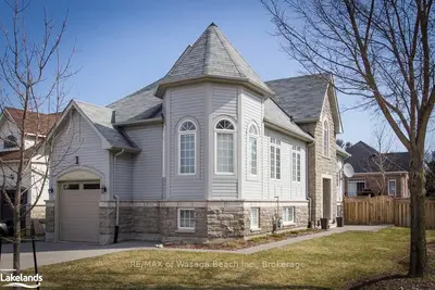 1 SPARROW Lane, Wasaga Beach, ON L9Z 1A9