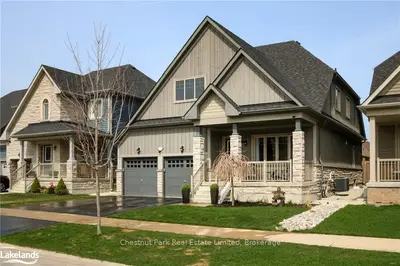 27 Cooper Street, Collingwood, On L9y 0w8