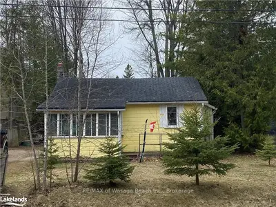 90 44TH Street N, Wasaga Beach, ON L9Z 1Z2
