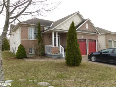 13 WINTERGREEN Way, Wasaga Beach, ON L9Z 3B1