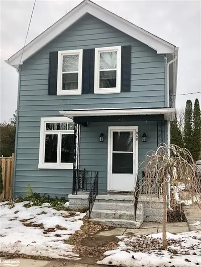 669 Ste Marie Street, Collingwood, On L9y 3l4