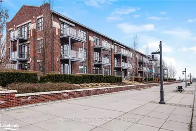 1 SHIPYARD Lane 112, Collingwood, ON L9Y 0W2