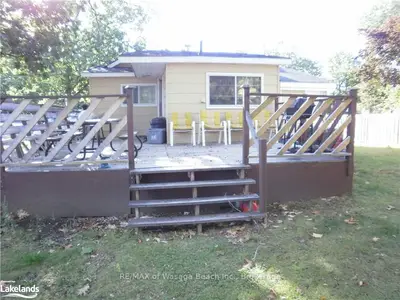 910 Mosley Street, Wasaga Beach, ON L9Z 2H2