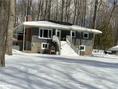 63 MOREAU Parkway, Tiny, ON L9M 0H3