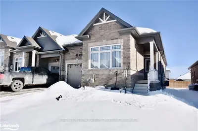 99 Isabella Drive, Orillia, ON L3V 8K7