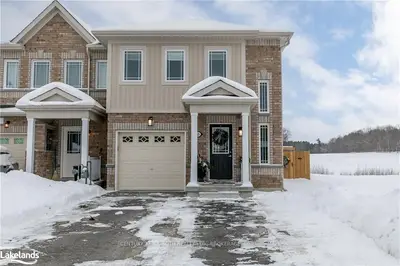 163 DIANA Drive, Orillia, ON L3V 0E2