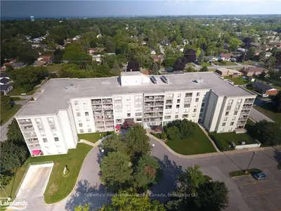 172 EIGHTH Street 214, Collingwood, ON L9Y 4T2