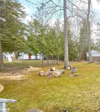 34 46th Street N, Wasaga Beach, On L9z 1y7
