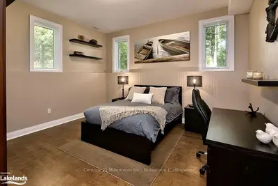 5 Whiteoak Court, Wasaga Beach, On L9z 1b1