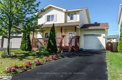 383 REGENT Street, Orillia, ON L3V 4E1