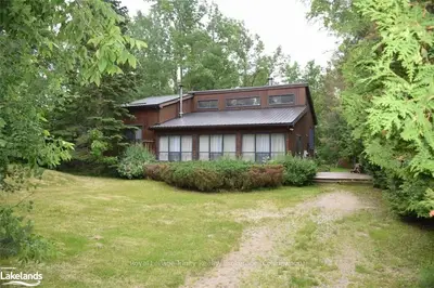 23 Silver Creek Drive, Collingwood, On L9y 4w8
