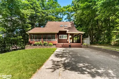 73 Burke Street, Penetanguishene, On L9m 1b3