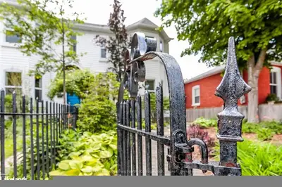 88 Ontario Street, Collingwood, On L9y 1m3