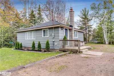84 ZOO PARK Road, Wasaga Beach, ON L9Z 2L8