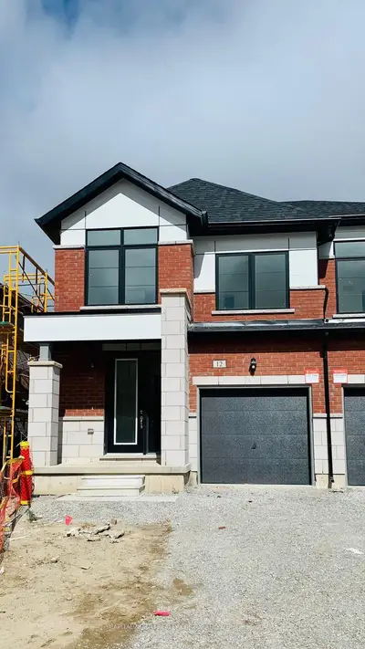 Semi-Detached in Springwater