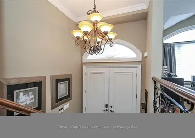 2184 Shore Lane, Wasaga Beach, ON L9Z 2X7