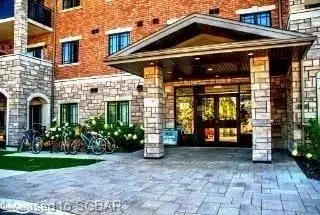 1 Chamberlain Crescent 204, Collingwood, On L9y 0x7