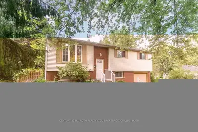 54 FITTONS Road E, Orillia, ON L3V 6W6