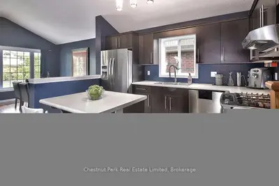 12 Lynden Street, Collingwood, On L9y 0c3