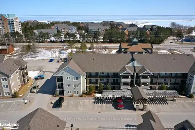 1 Brandy Lane Drive 102, Collingwood, On L9y 1x4
