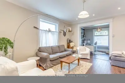 45 Robinson Street, Collingwood, On L9y 3l8