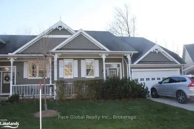 44 Green Briar Drive, Collingwood, On L9y 5j1