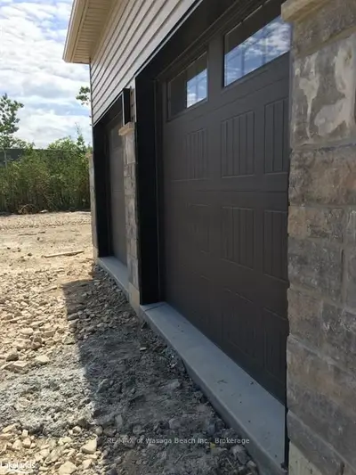 84 Marilyn Avenue S, Wasaga Beach, On L9z 2y6