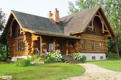 3478 Collingwood Street, Clearview, On L0m 1g0