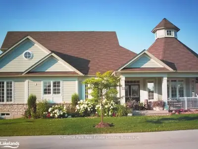 23 Clubhouse Drive, Collingwood, On L9y 0b3