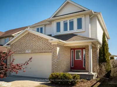9 Connor Avenue, Collingwood, On L9y 5h4