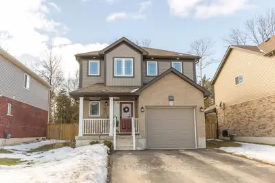 36 Williams Street, Collingwood, On L9y 0c4