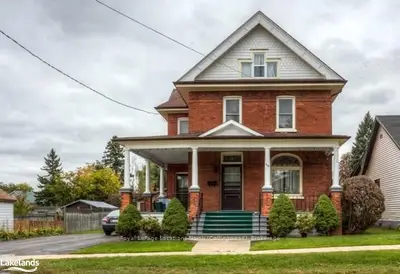 268 Simcoe Street, Collingwood, On L9y 1j4