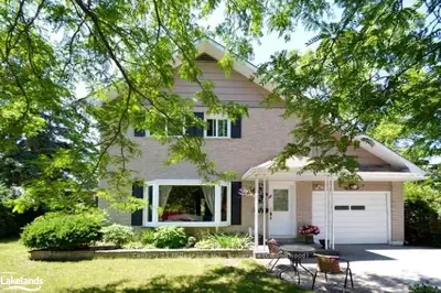 212 Hickory Street, Collingwood, On L9y 3g4