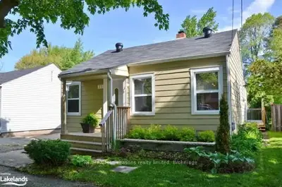 37 Seventh Street, Collingwood, On L9y 2a8