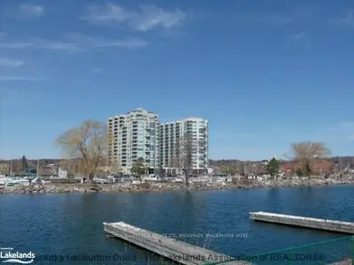 2 Toronto Street 1111, Barrie, On L4n 9r2